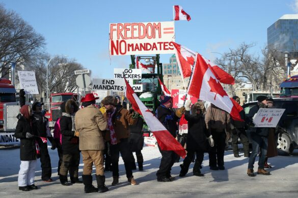 " اعتراضات کامیونداران معترض به واکسیناسیون الزامی کرونا در کانادا
